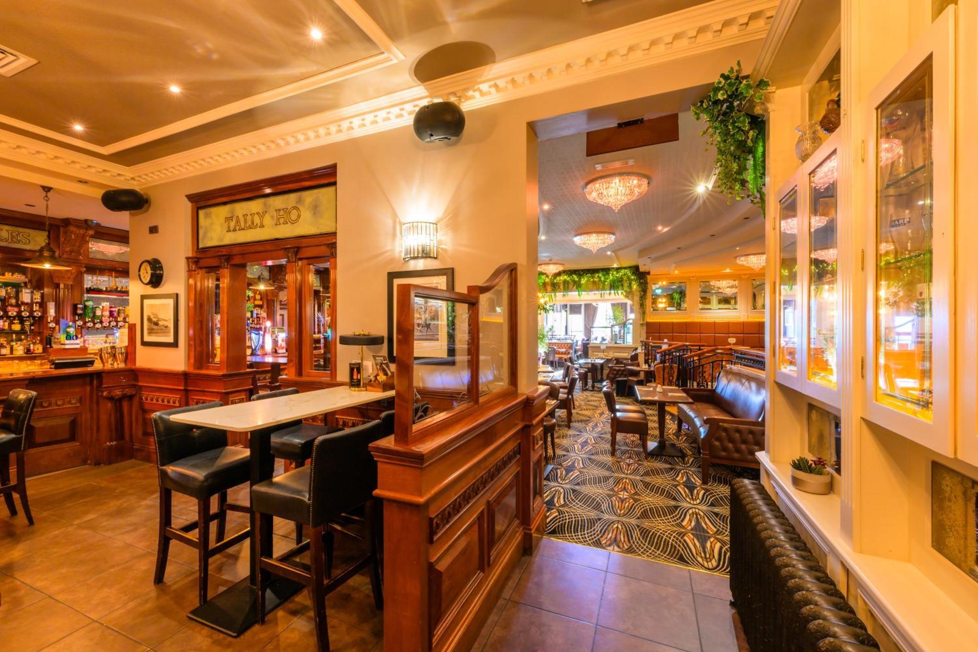 ניוארי Flagstaff Lodge מראה חיצוני תמונה