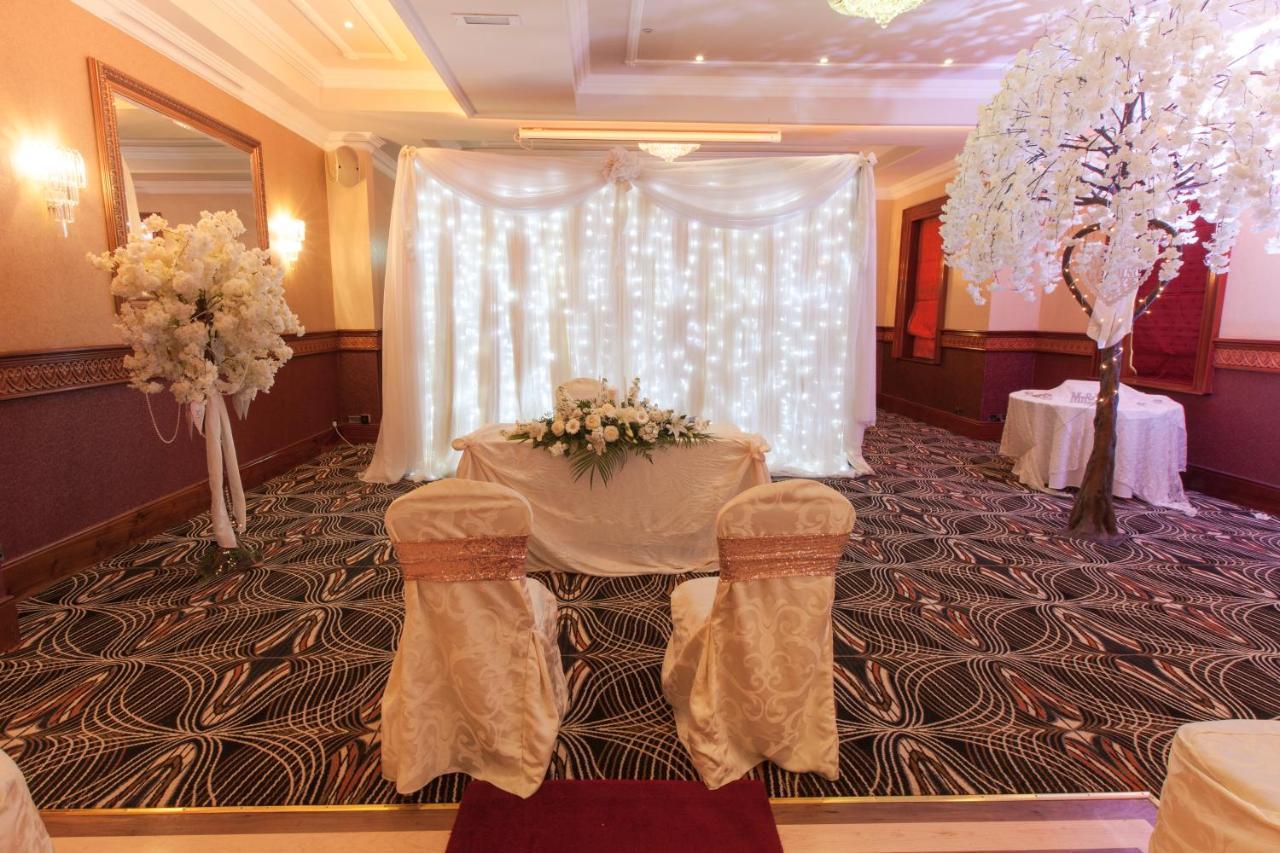 ניוארי Flagstaff Lodge מראה חיצוני תמונה